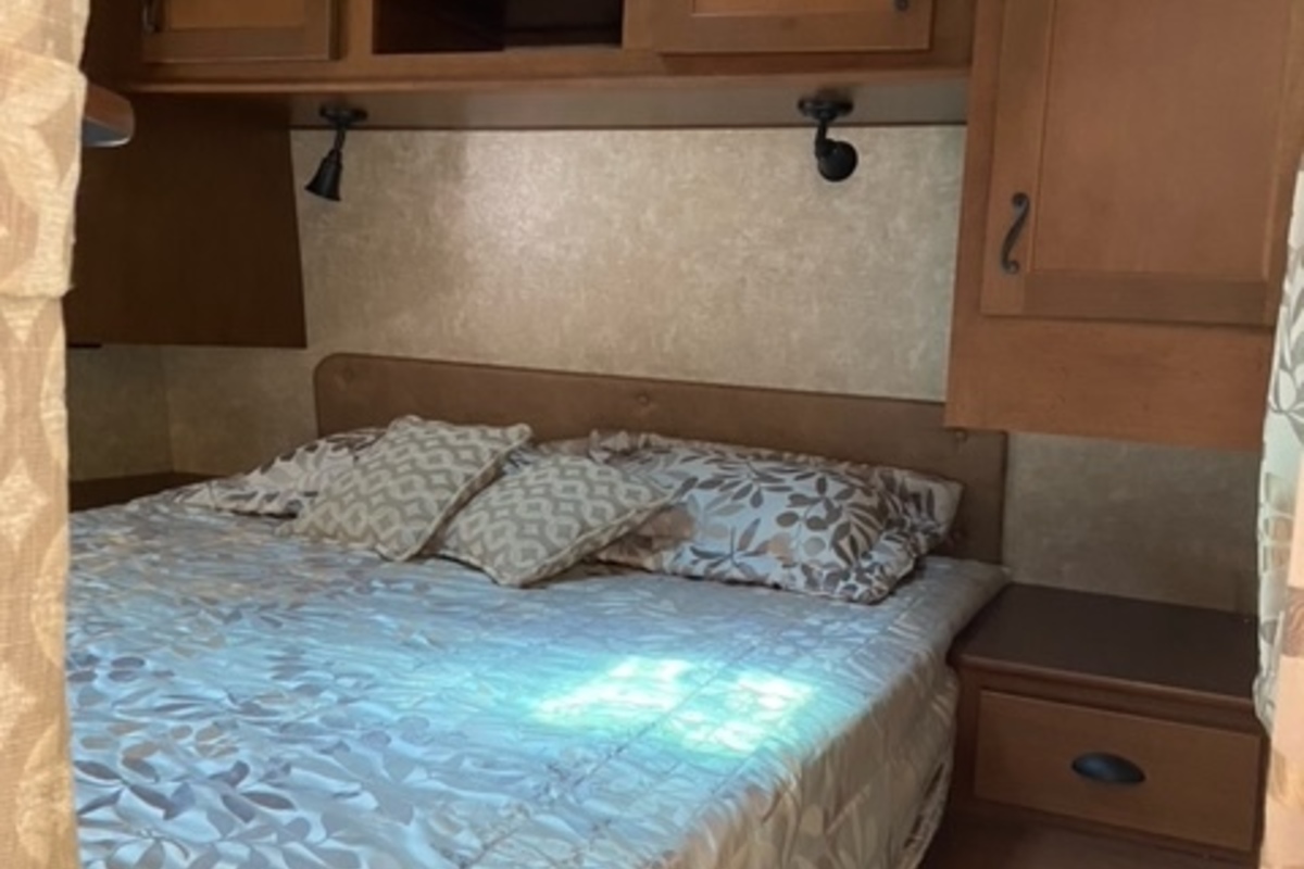 2017 Open Range Light 316RBS, 10