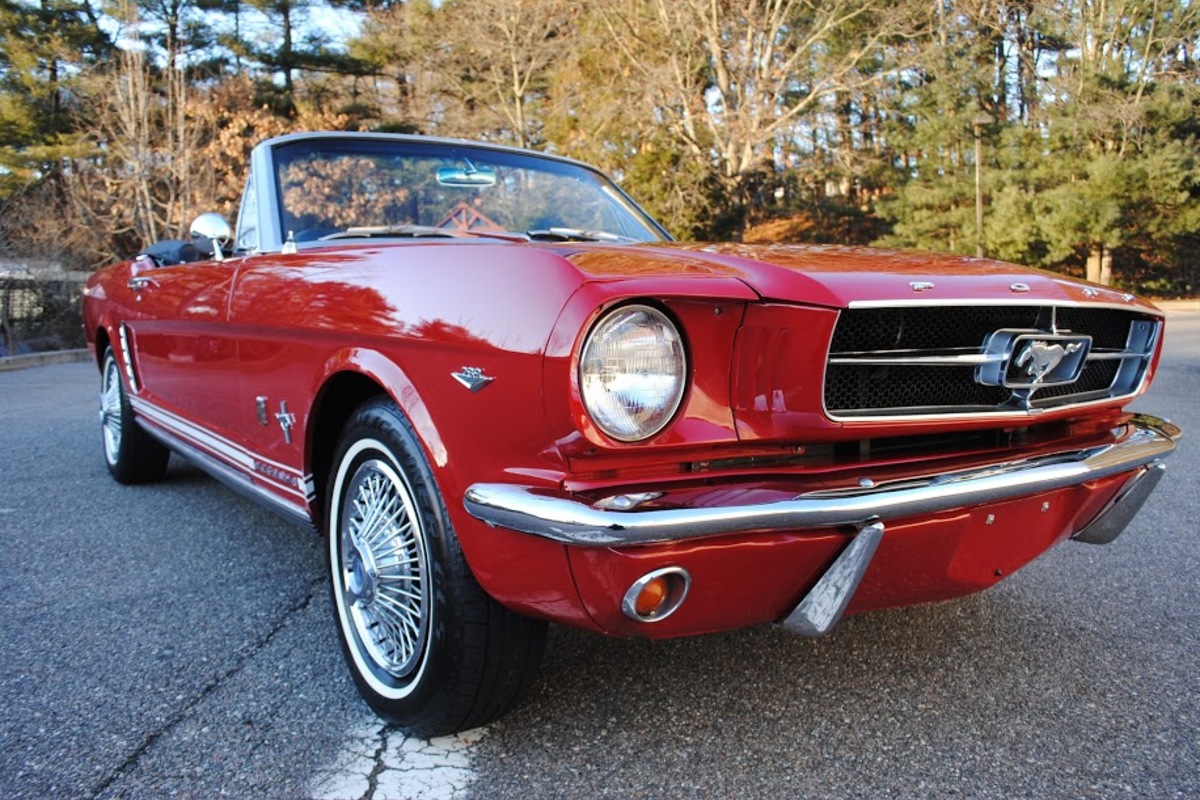 1966 Ford Mustang, 2