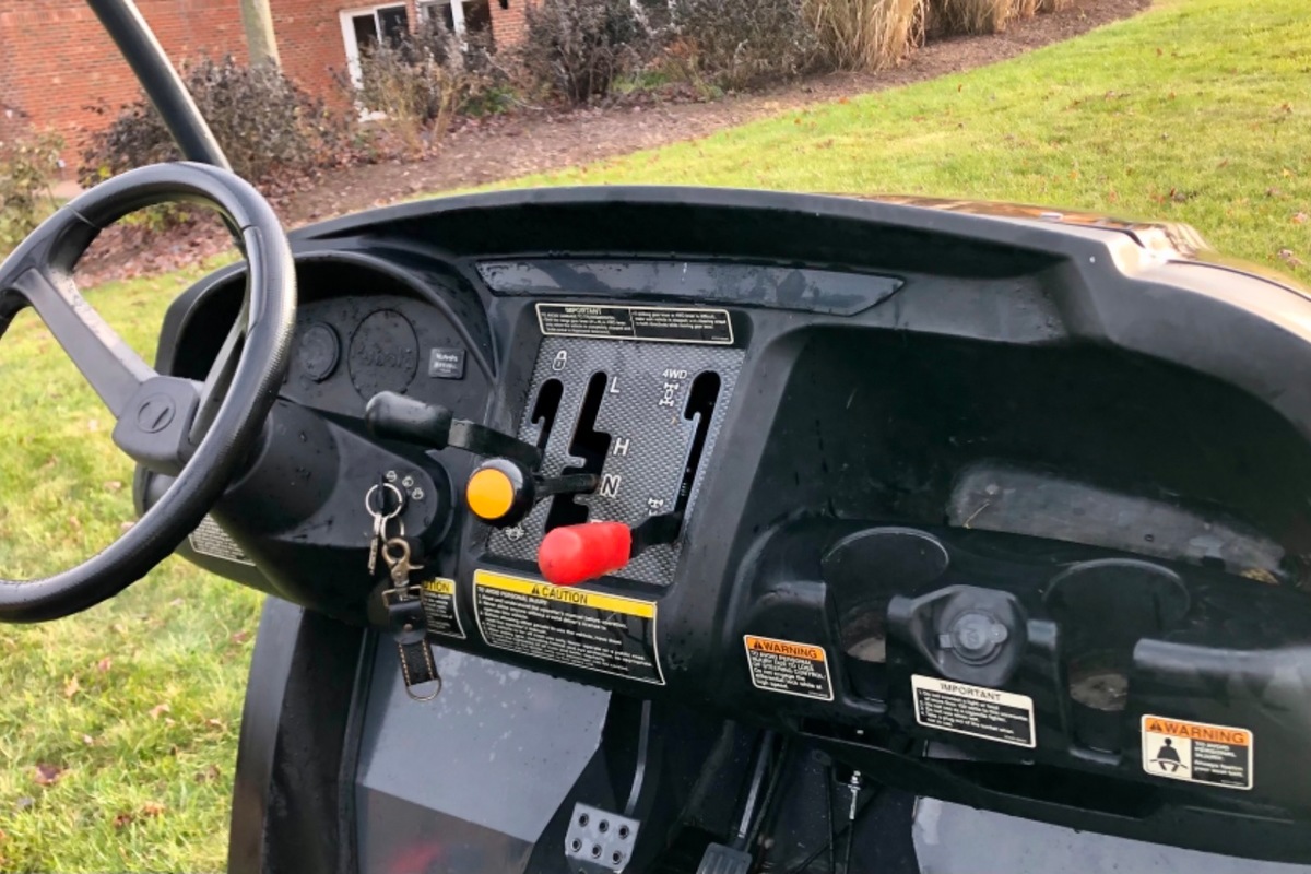 2012 Kubota RTV400CI, 5