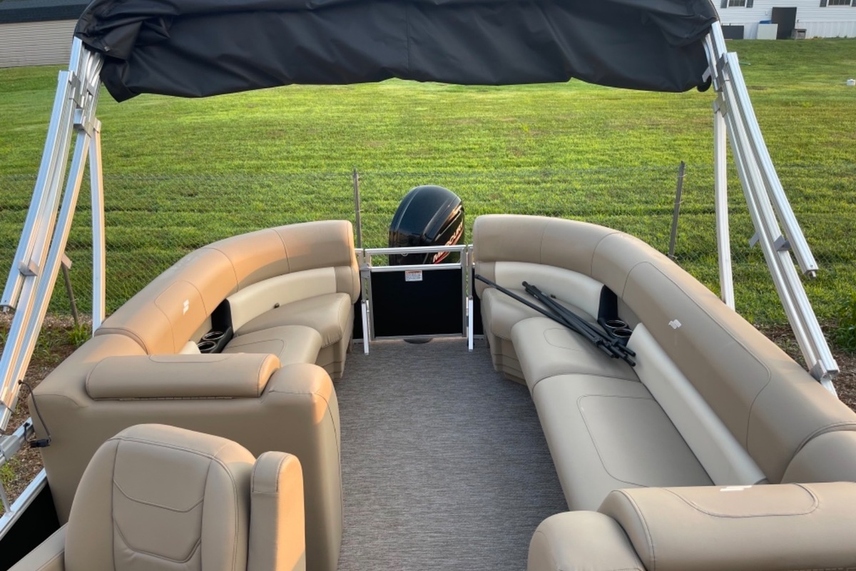 2021 Starcraft Marine Lx22, 1