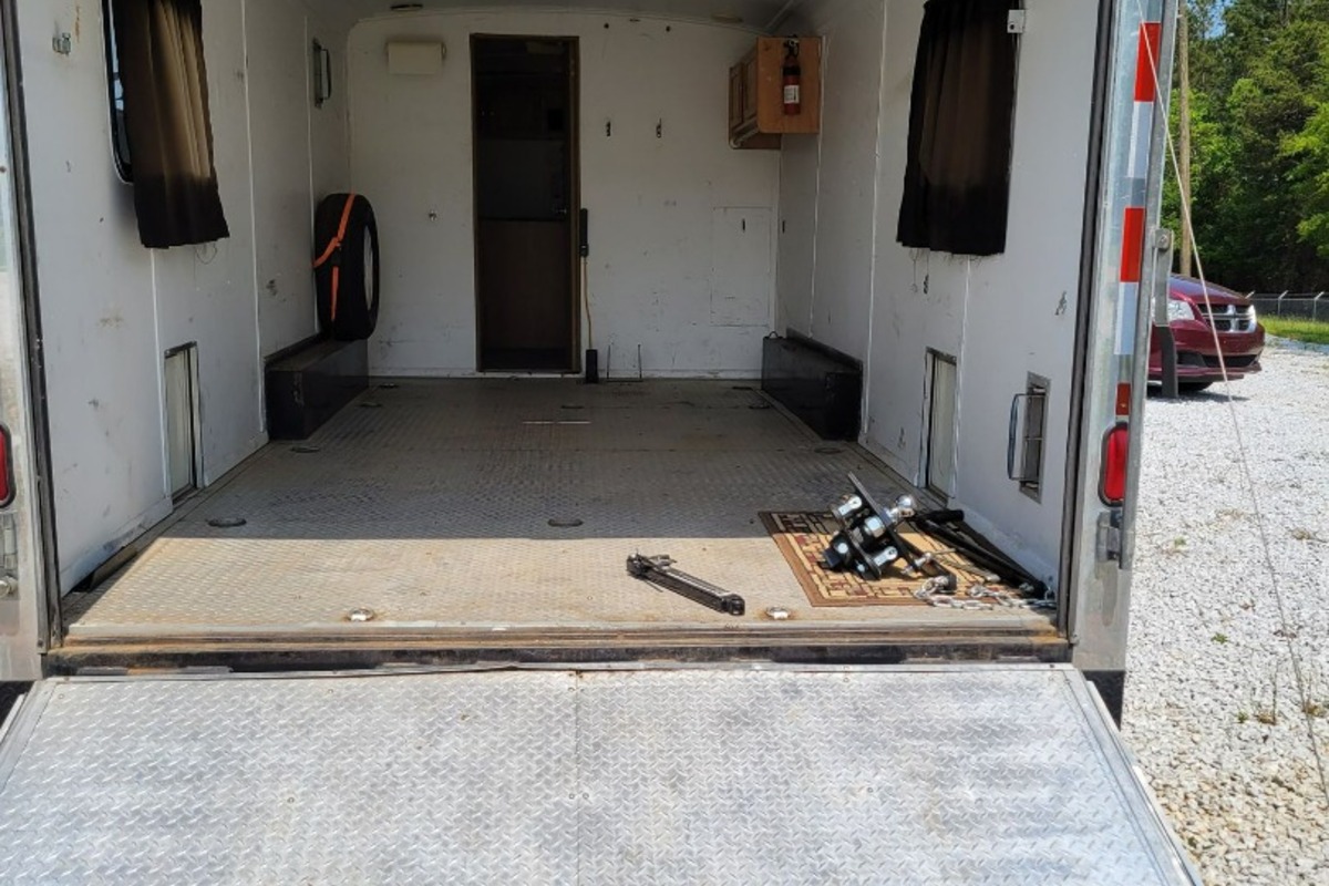2003 Roadmaster Campmaster, 2