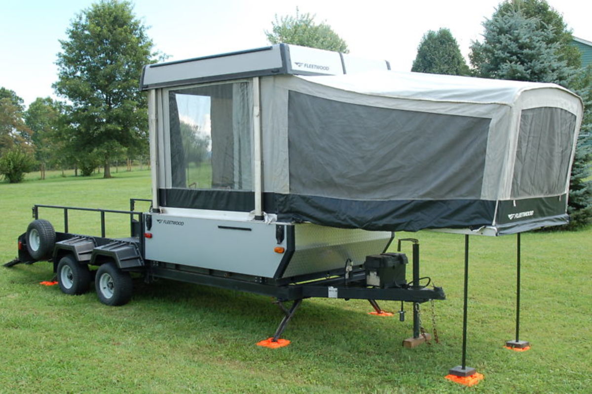 2006 Fleetwood Scorpian, 4