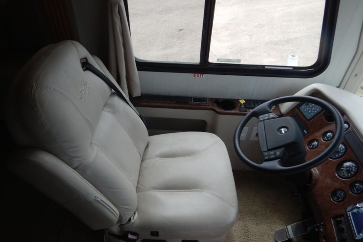 2002 Freightliner RV, 4