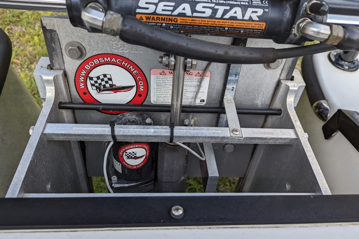 2019 Tiburon ZX-25, 17