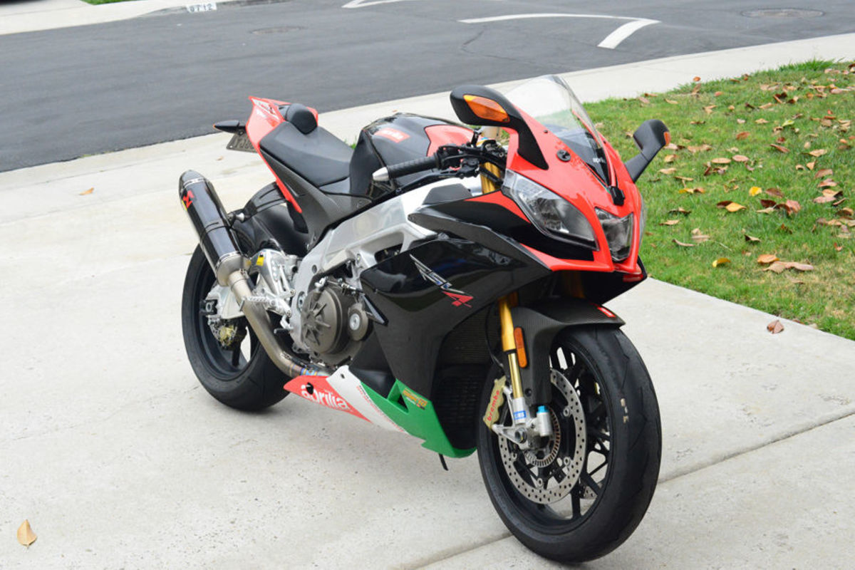 2011 Aprilia RSV4 Factory APRC SE, 0