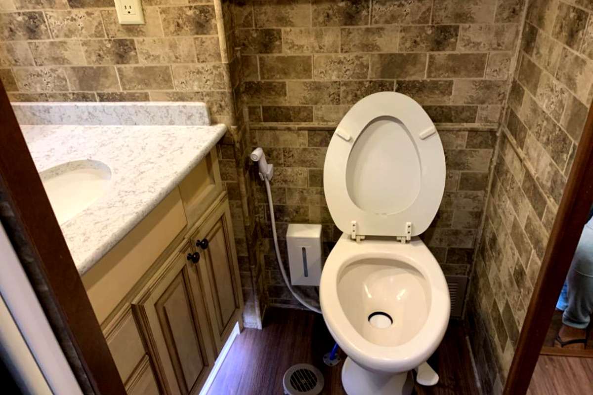 2014 DRV Mobile Suites Estates 38 RSB3, 20