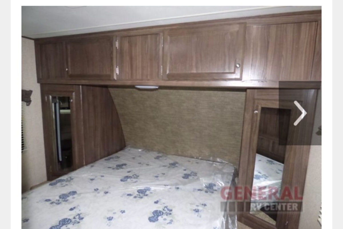 2017 Coachmen Apex ultra light 28LE 288BHS, 8