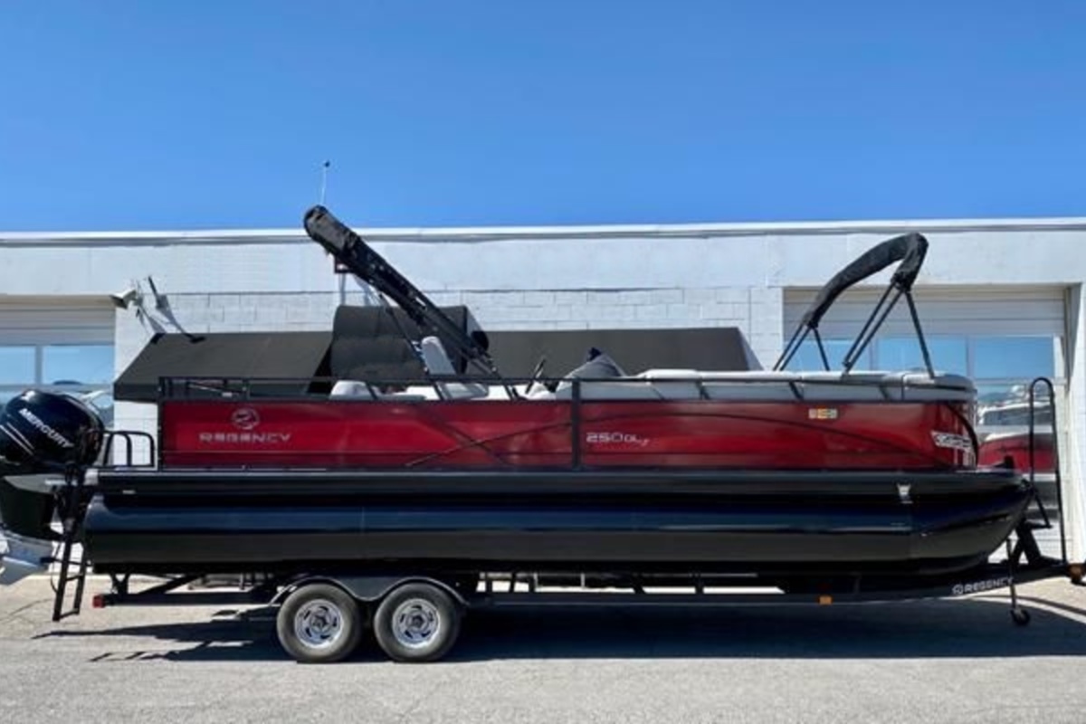 2019 Regency Boats 250 DL3 Triple-Toon, 0