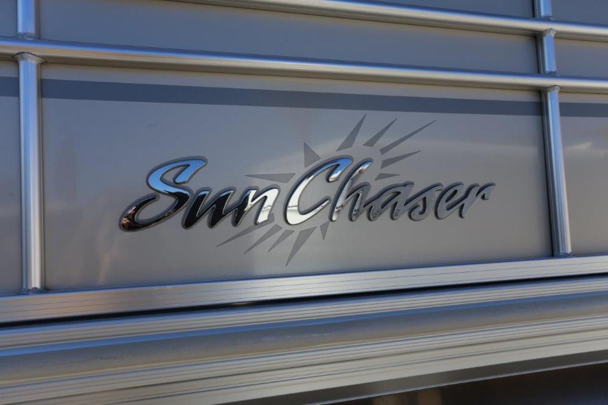 2016 Smoker Craft Sunchaser Eclipse 25, 5