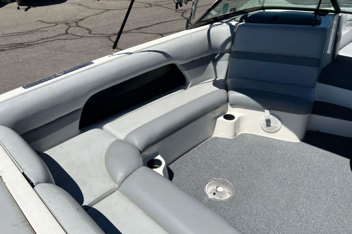 2002 Centurion Typhoon, 5