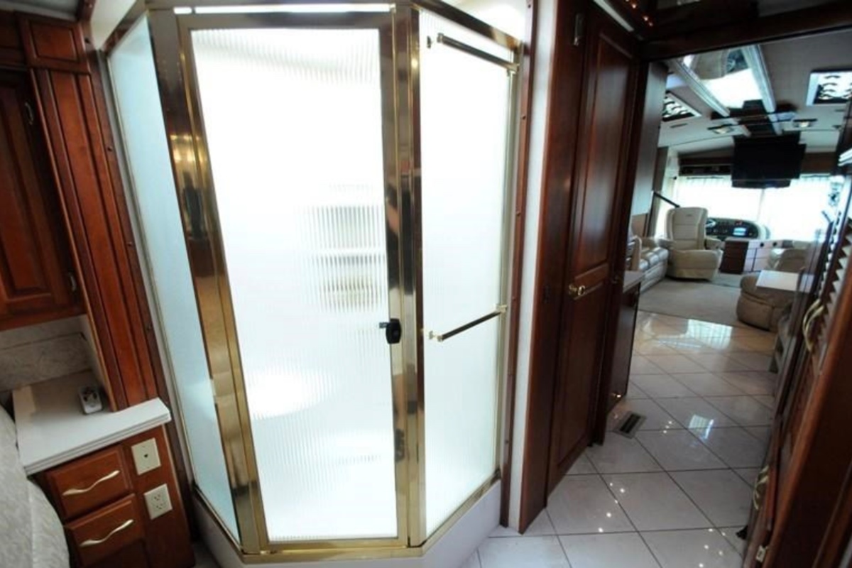 2002 American  Coach American  Eagle 40EQS    1Owner!! 37,512 Miles!!, 4