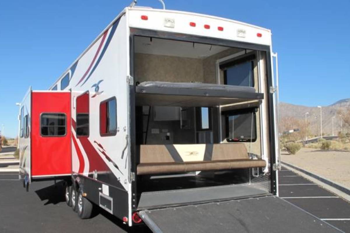 2008 Keystone FUZION FZ373, 14