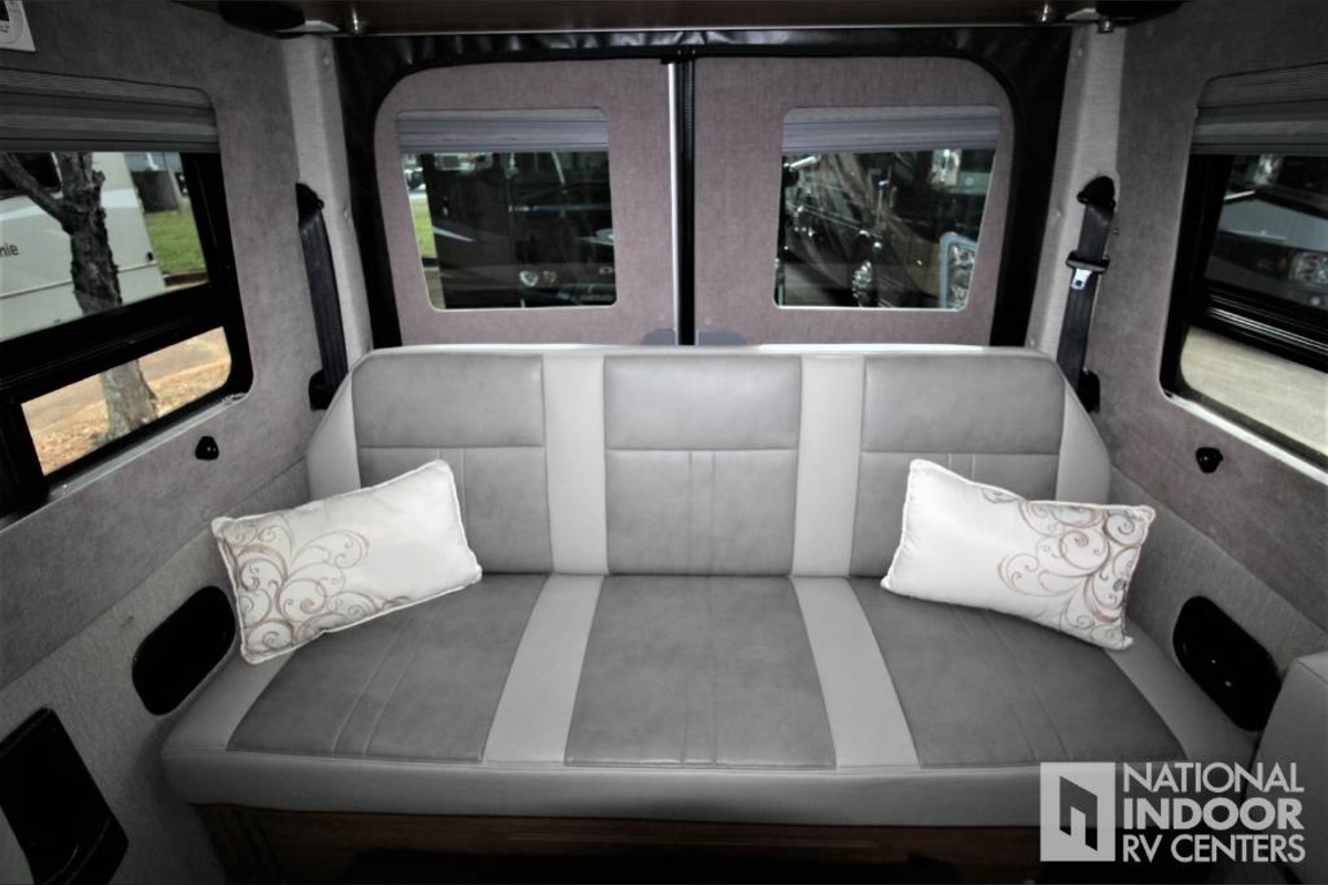 2015 Mercedes Sprinter Road Trek E 3500, 6