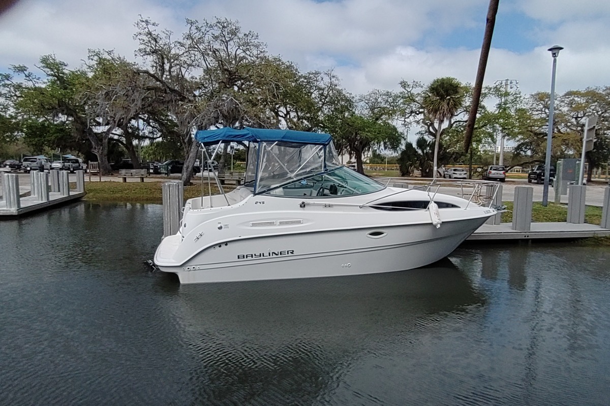 2010 Bayliner 245 sb, 8