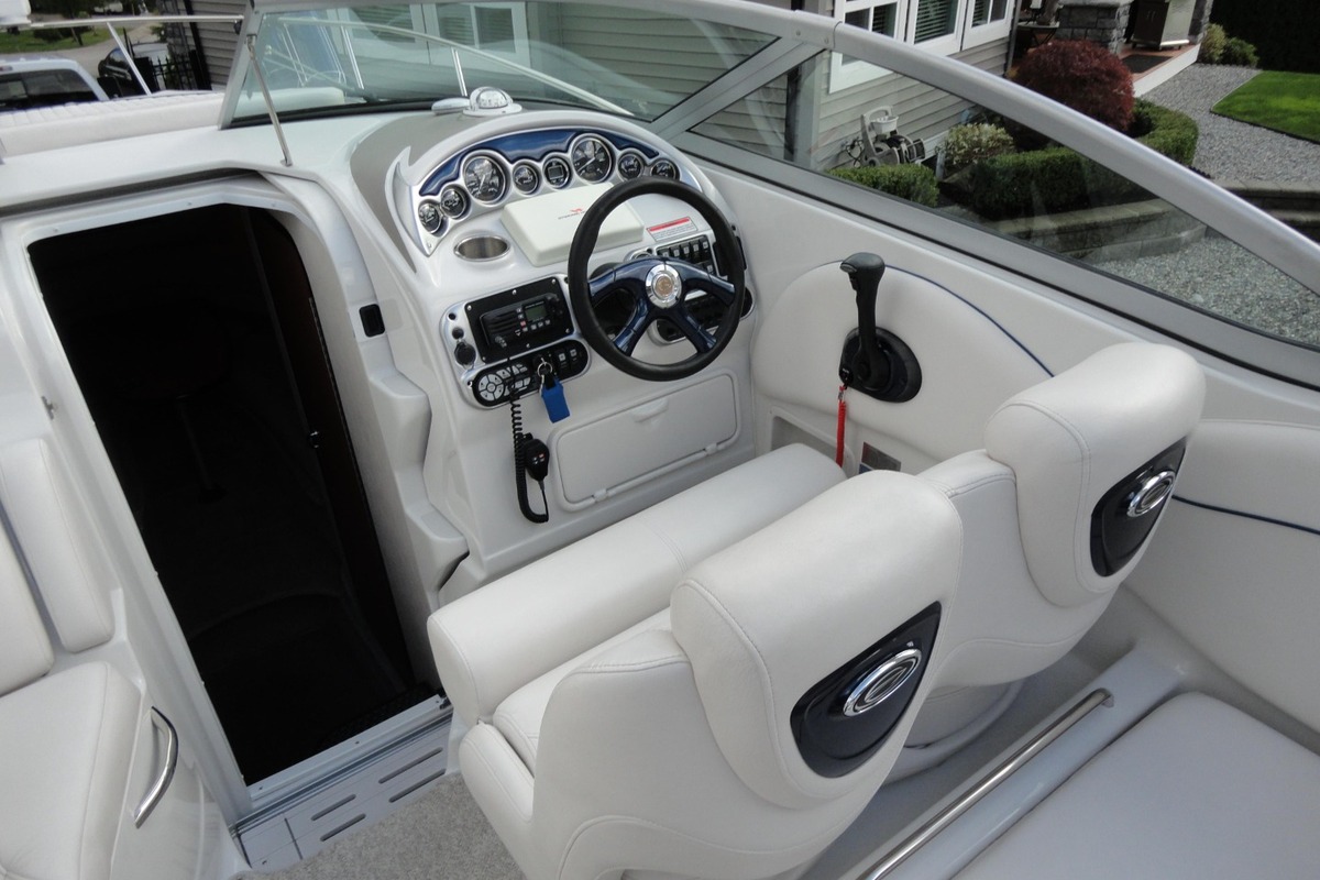 2004 Crownline 270 CR, 3