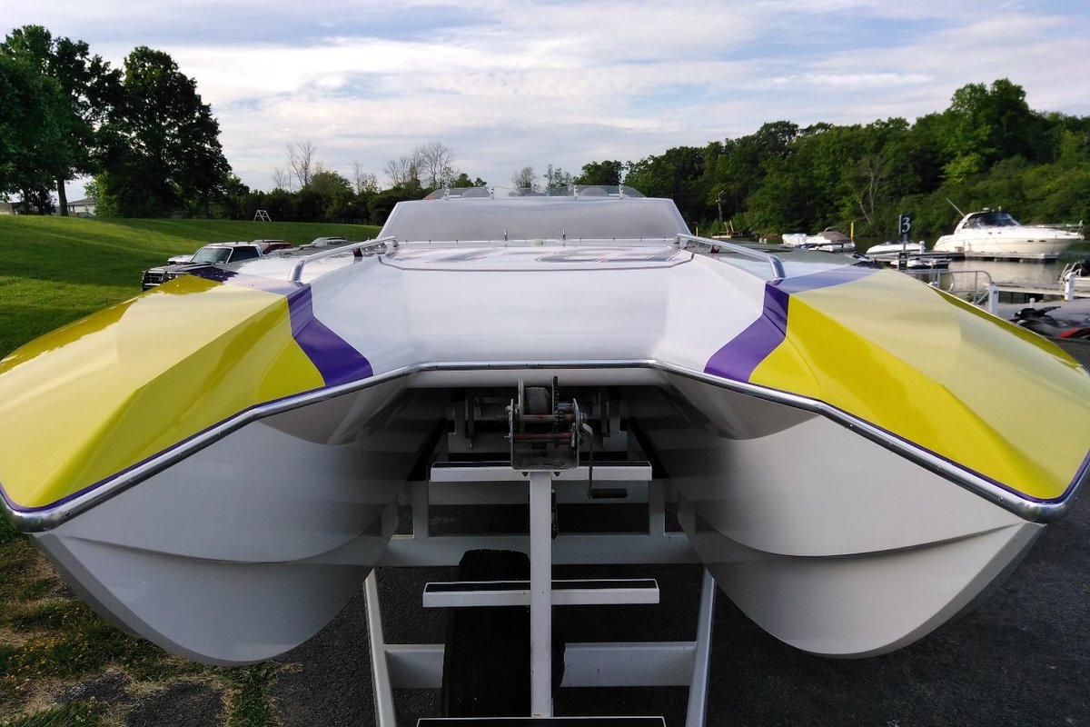 1999 Skater 32B, 10