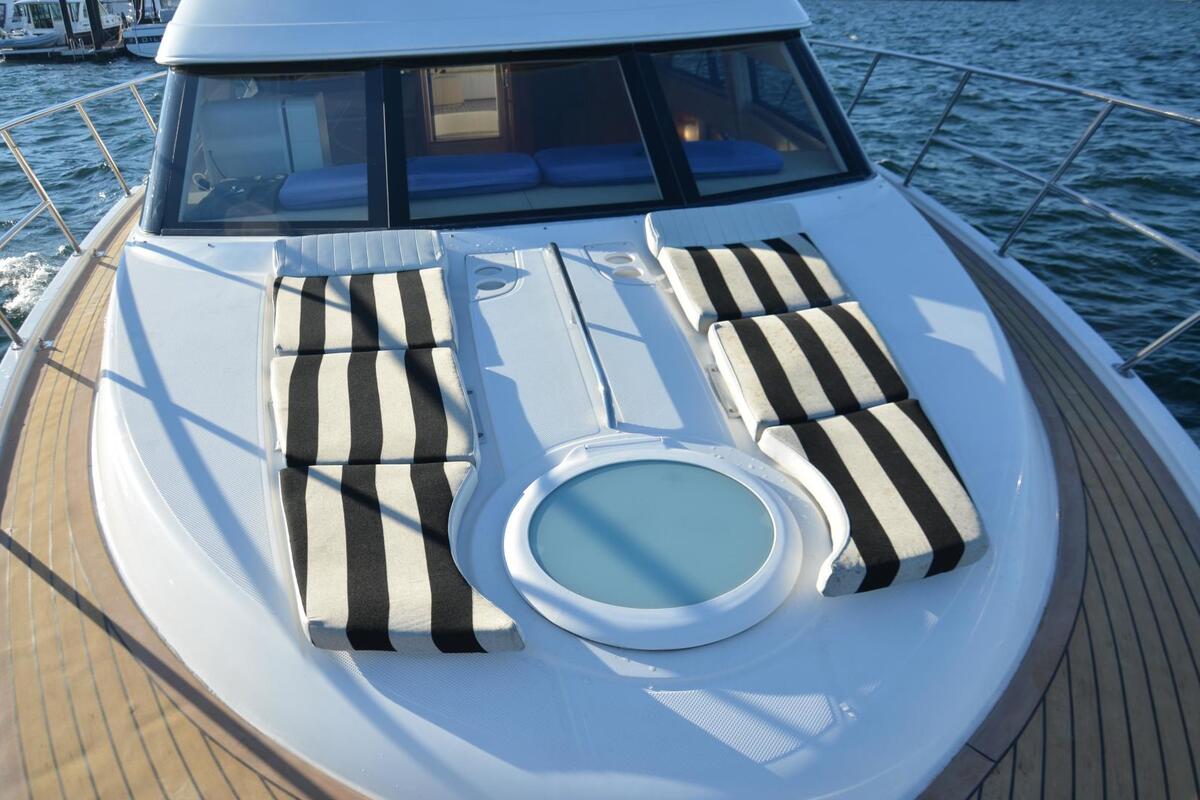 2004 Meridian Yachts 459, 46