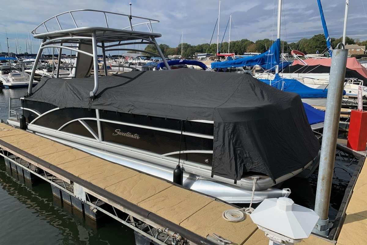 2019 Godfrey 255 SDB, 3