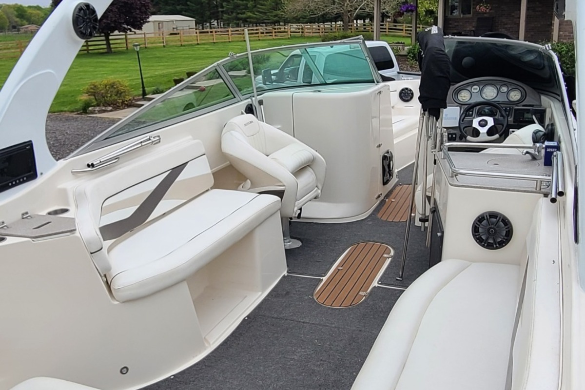 2006 Rinker 282 Captiva Bowrider, 10