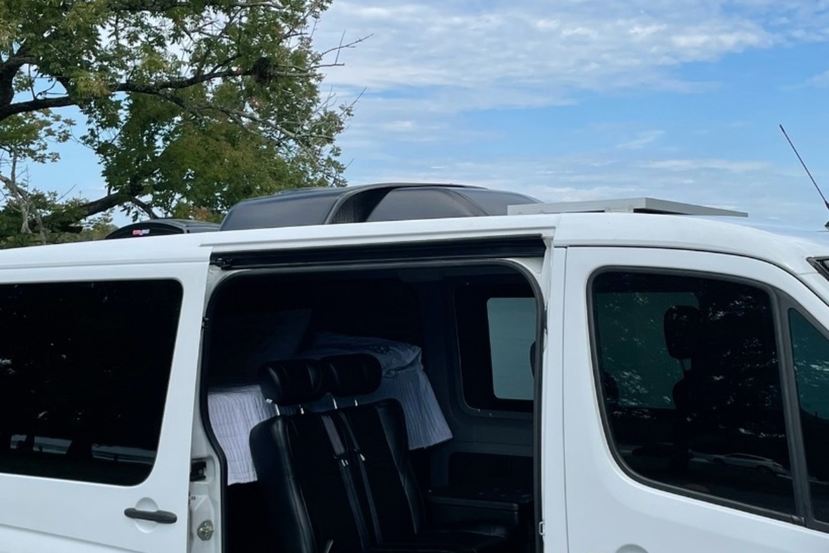 2016 Mercedes Benz Sprinter, 8