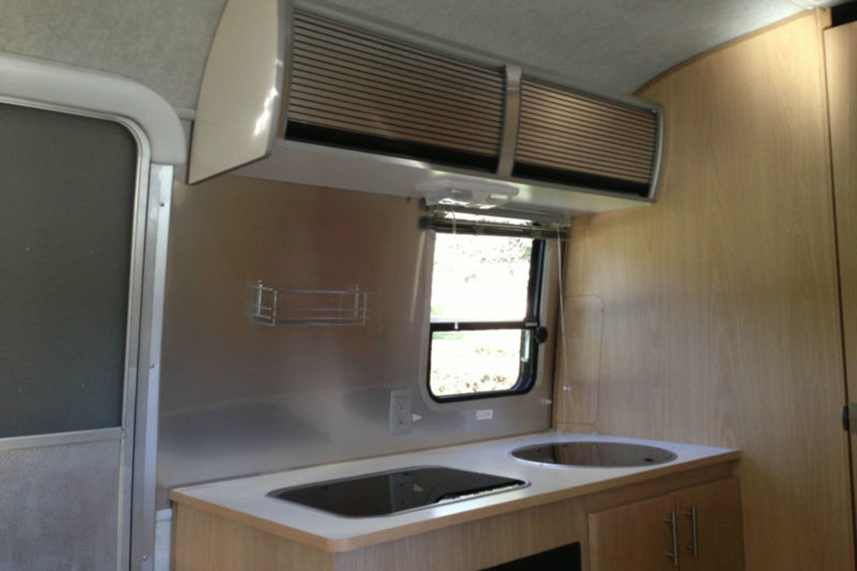 2008 Airstream Safari Sport, 3