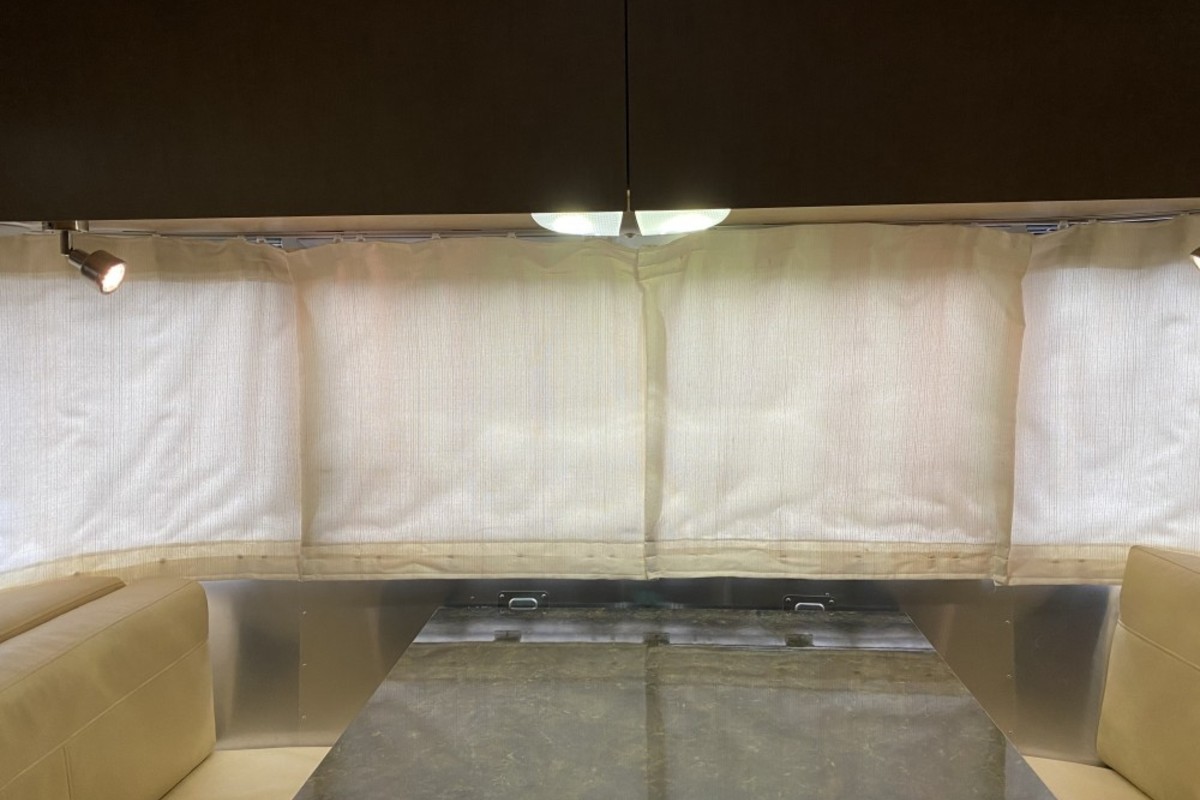2013 Airstream Flying Cloud 28, 2