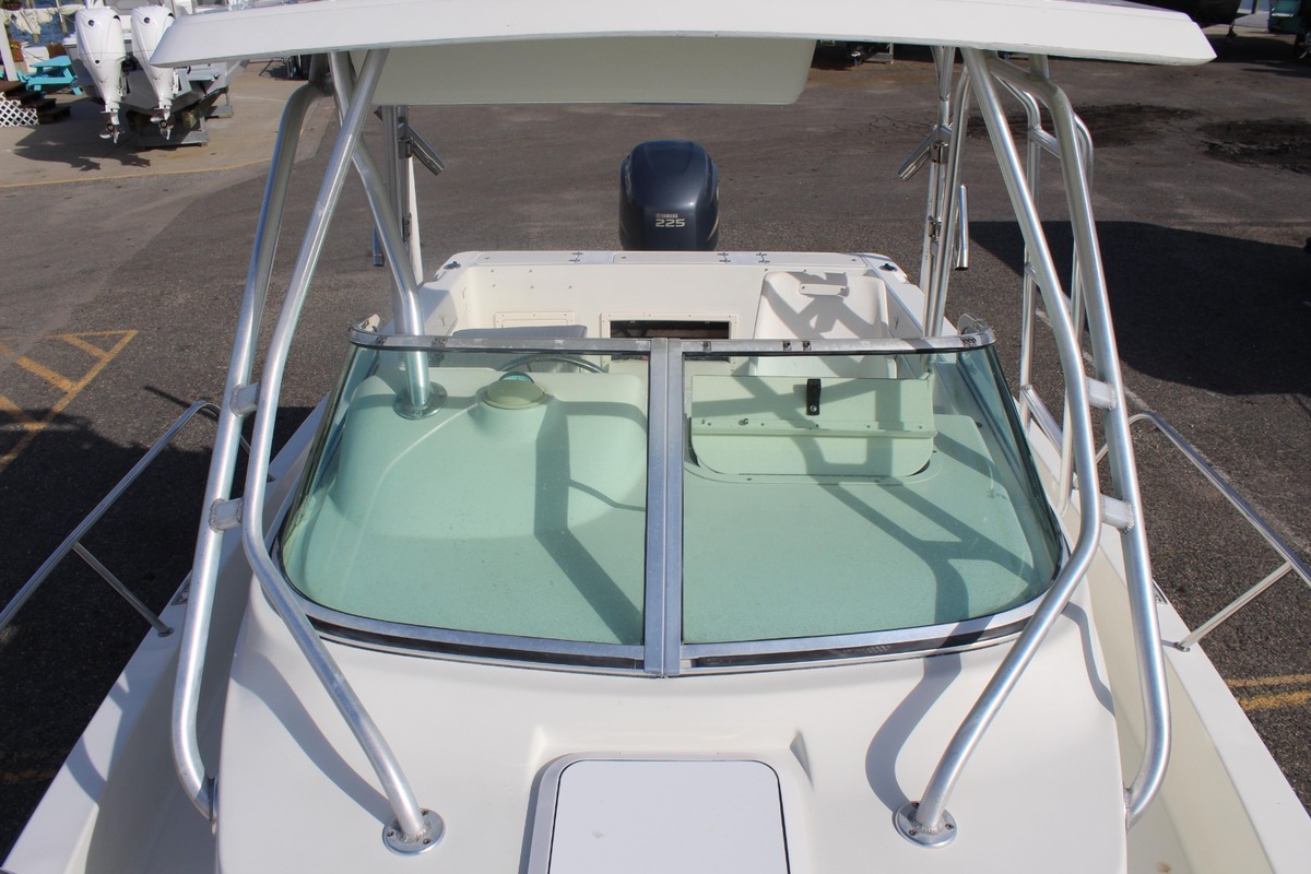 2004 Hydra-Sports Custom 230 WA, 3