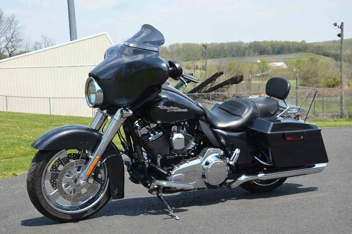 2009 Harley-Davidson Street Glide FLHX, 3
