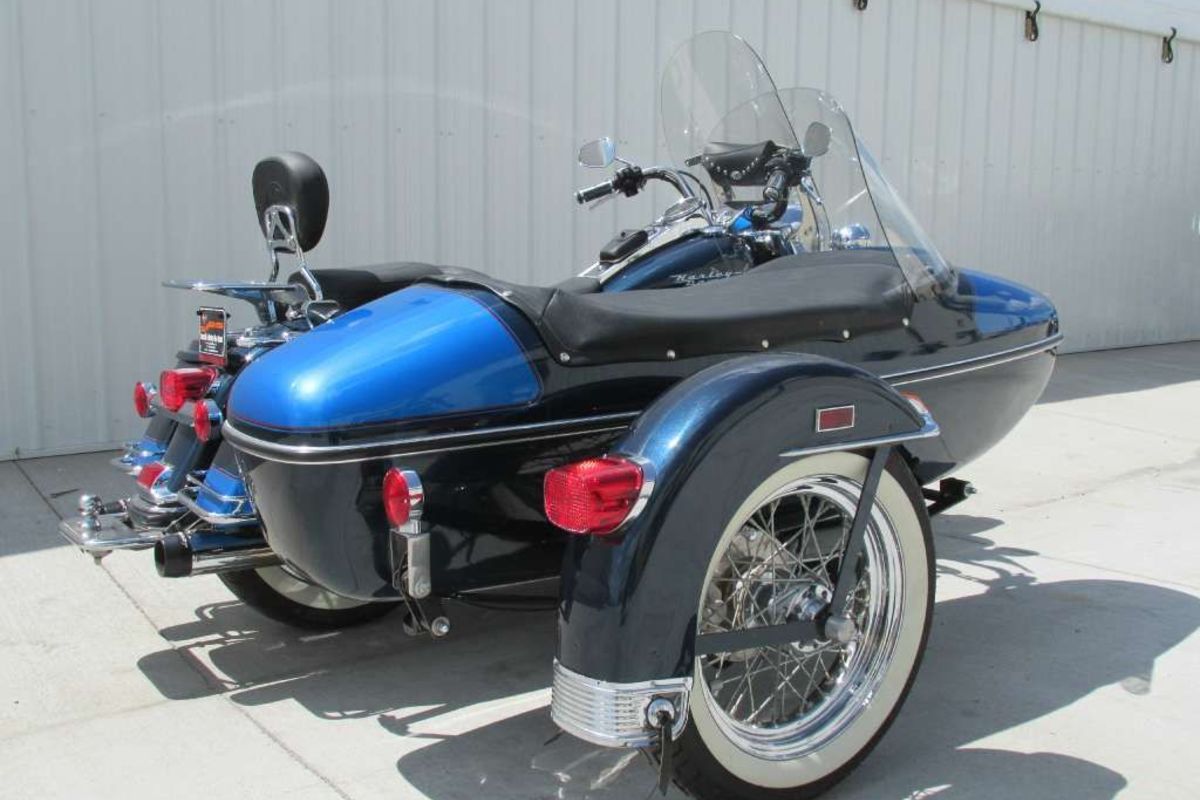 2004 Harley-Davidson Roadking Classic, 1
