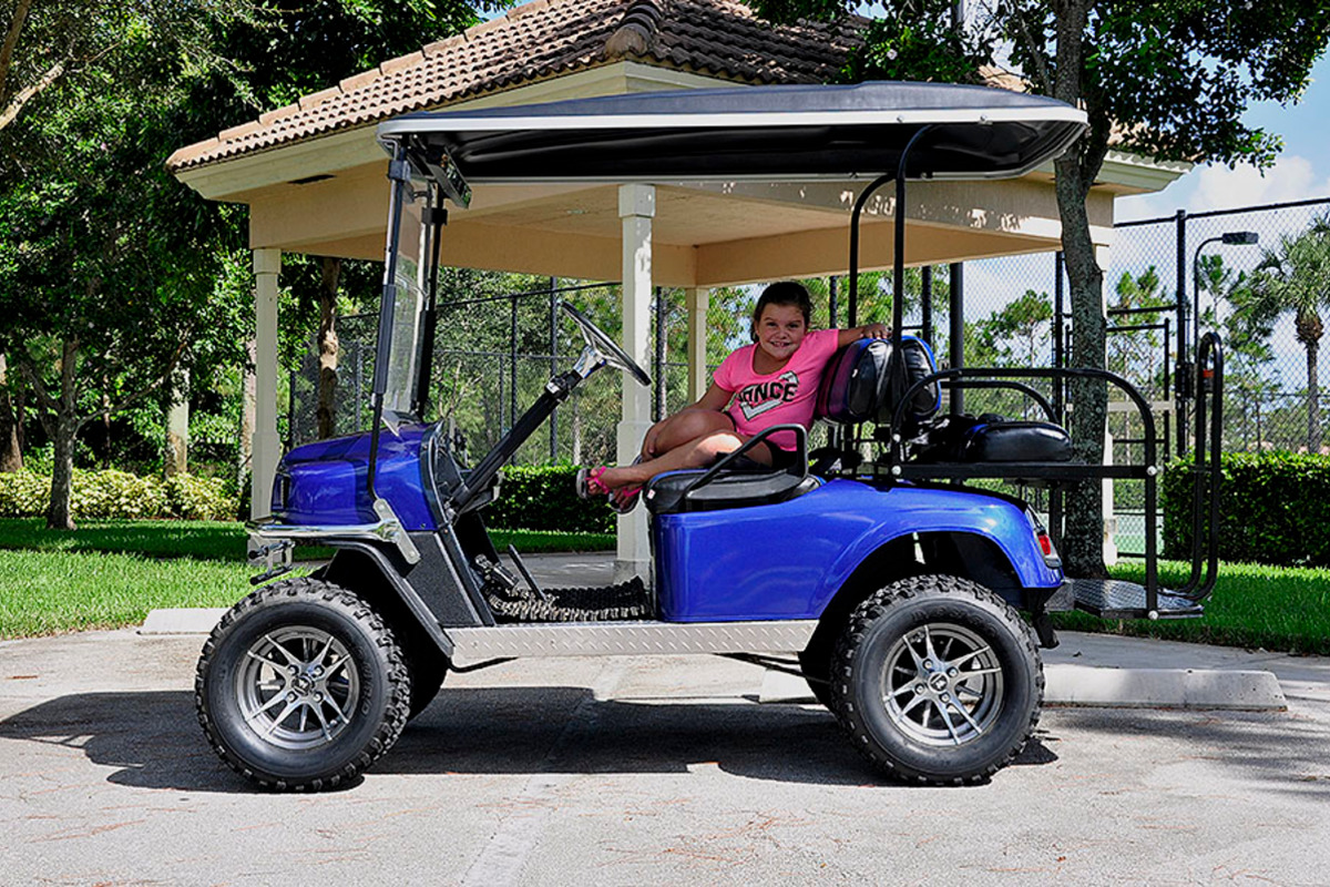 2009 EZgo Golf Cart with Trailer, 1