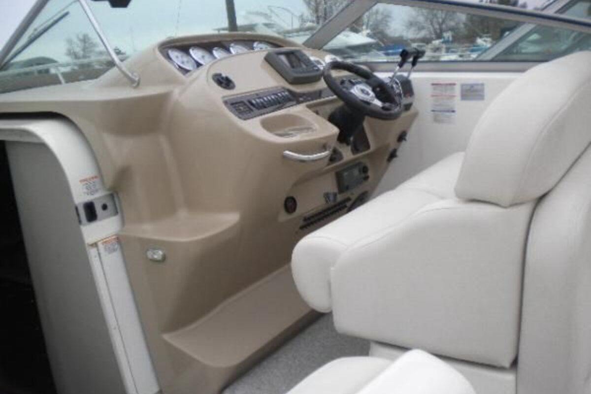 2003 Chaparral 320 Signature, 3