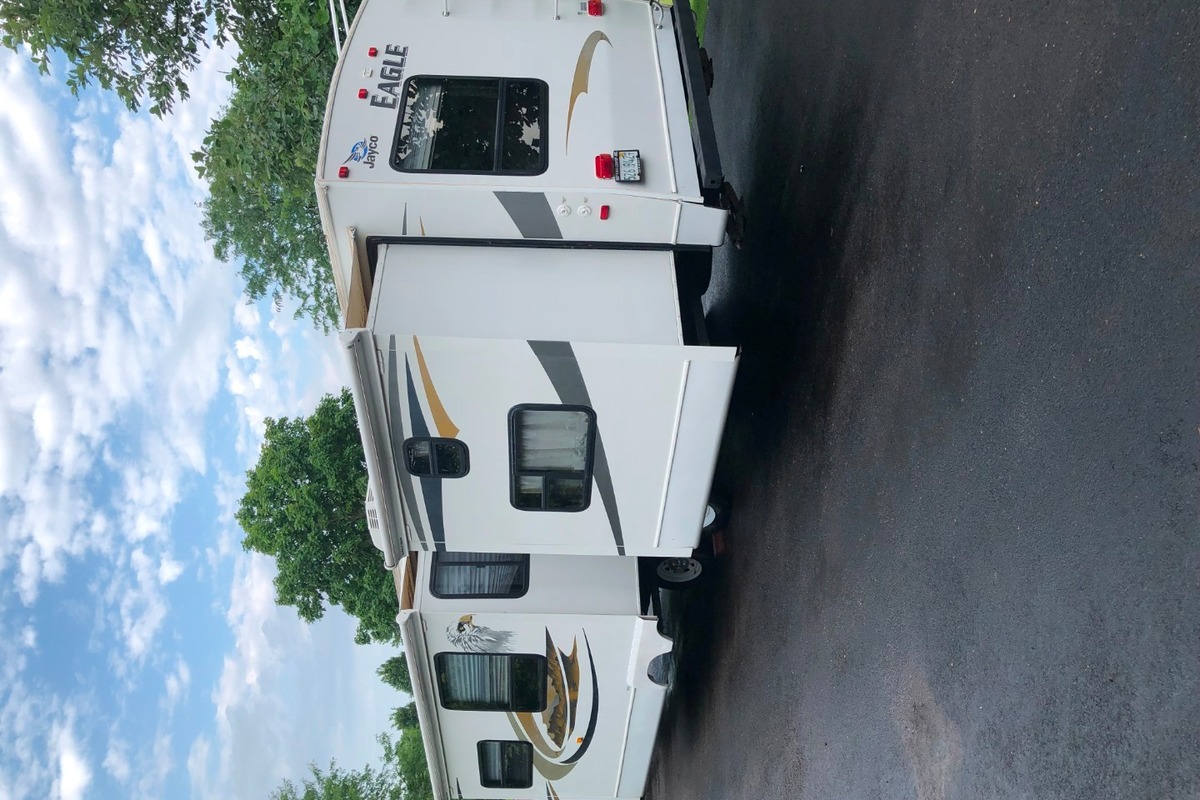 2009 Jayco Eagle 324 BHDS, 3