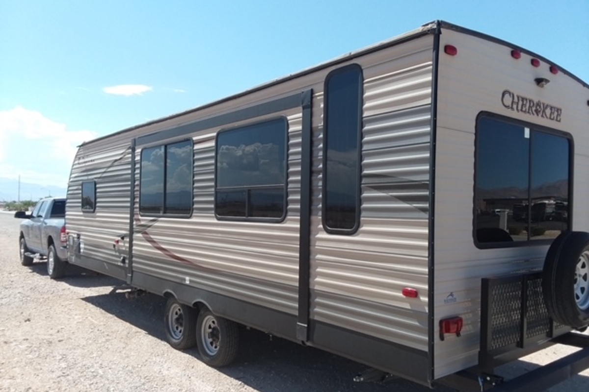 2017 Forest River Cherokee Limited 264L, 2