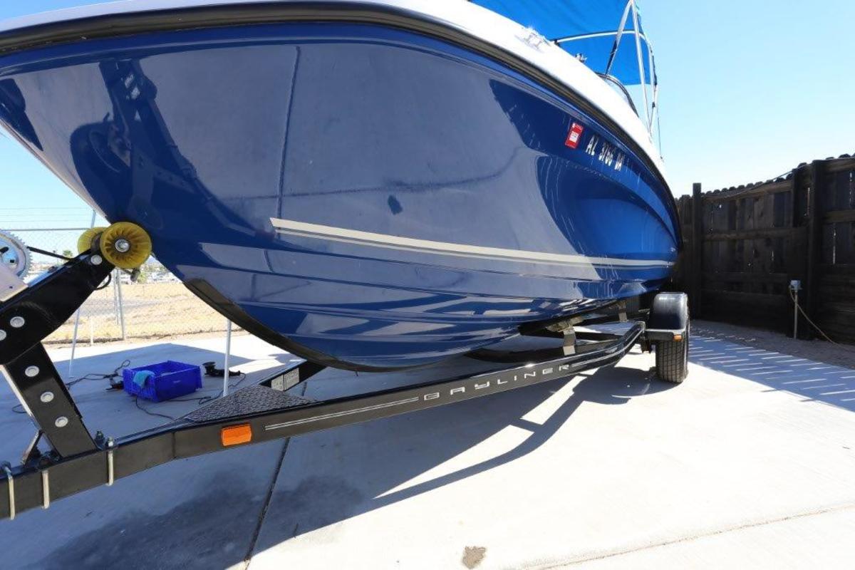 2016 Bayliner VR5, 26
