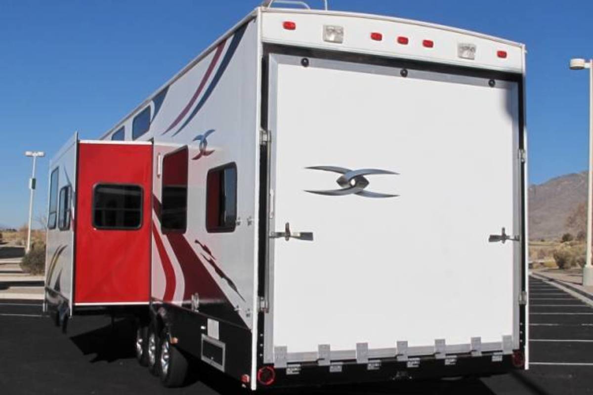 2008 Keystone FUZION FZ373, 12