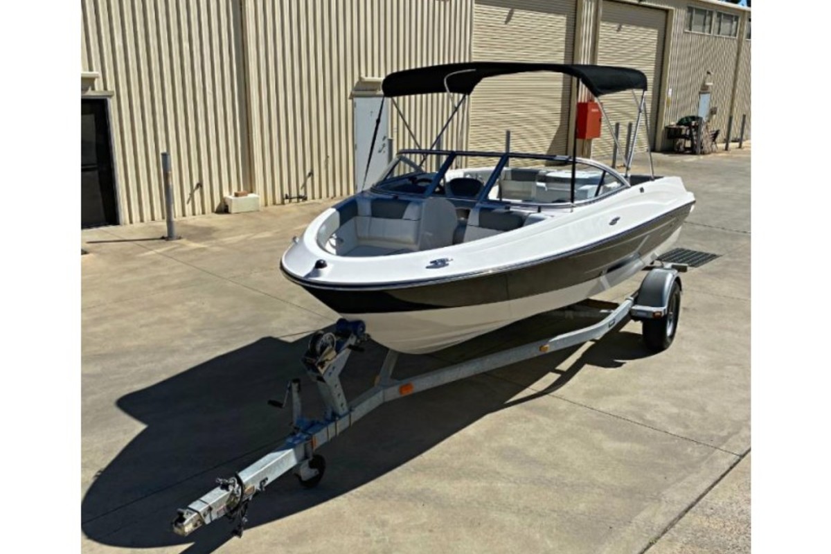 2015 Bayliner 185, 1