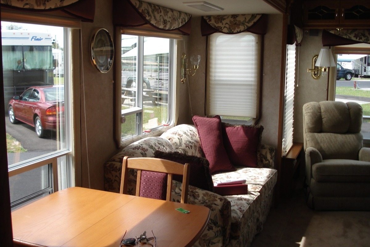 2006 NuWa 32rl, 3