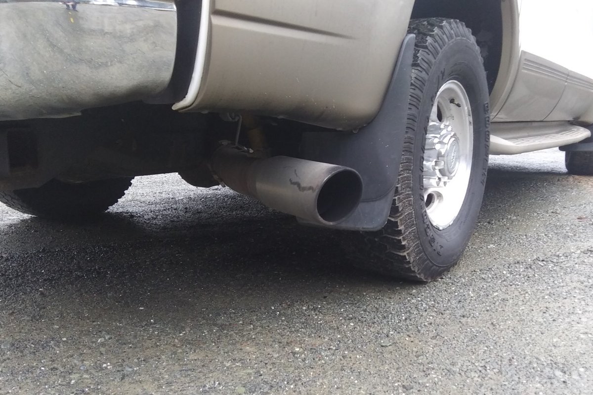 2000 Ford Excursion, 8