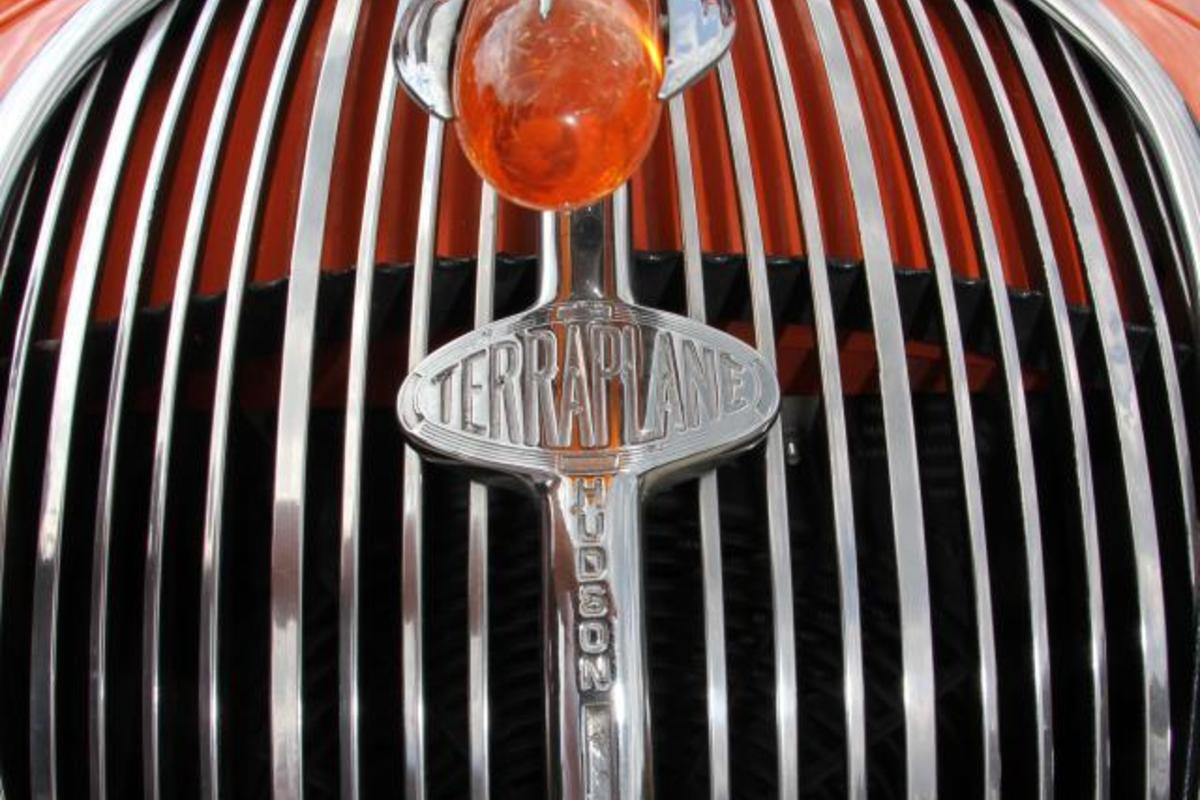 1937 Hudson Terraplane, 20