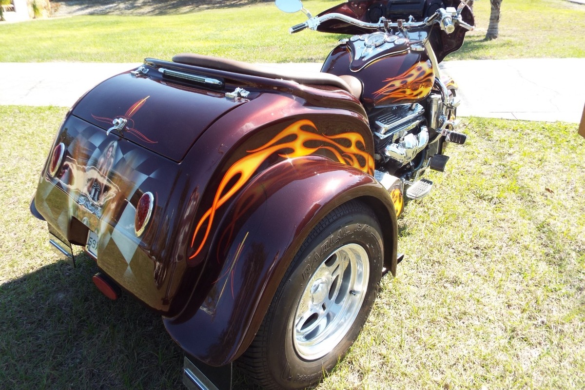 2006 Boss Hoss Trike Coupe Body 350 ZZ4, 6