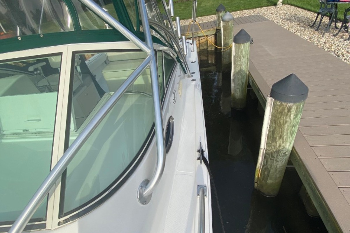 2004 Albemarle 280 Express Fisherman, 5