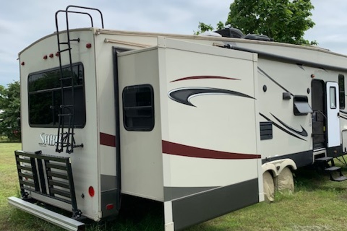 2014 ForestRiver Sabre Tan, 2