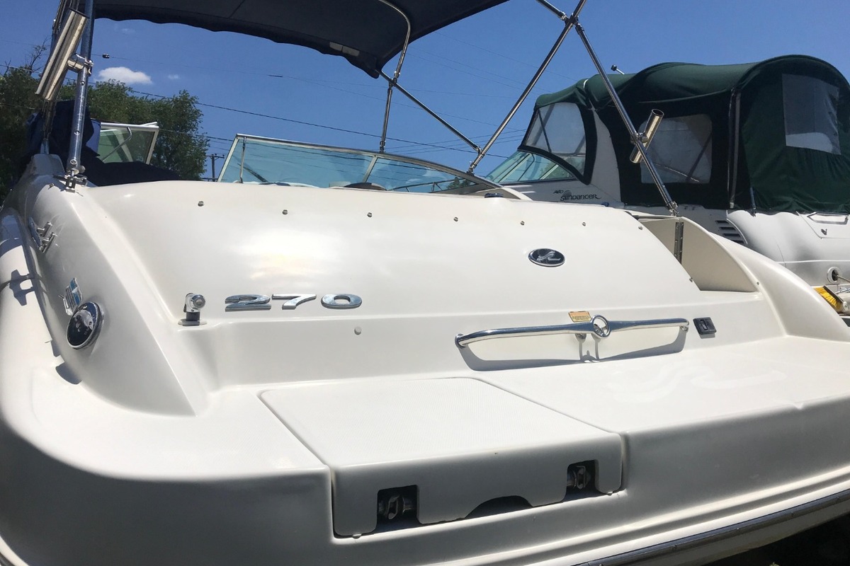 2004 Sea Ray 270 Sundeck, 2