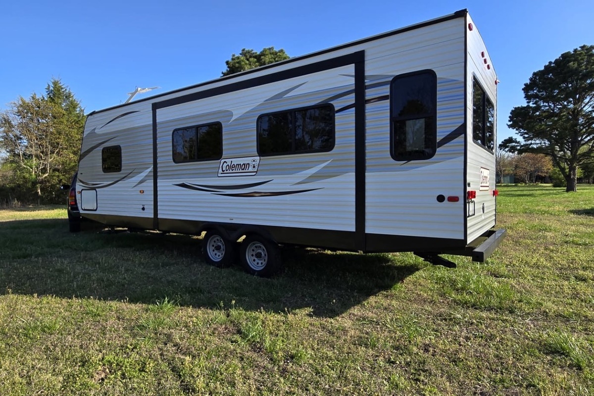 2017 Coleman CTS270RL Yukon Package & Lantern Package, 3