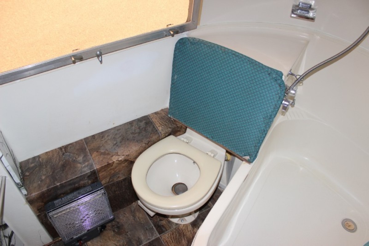 1968 Airstream Safari Land Yacht, 5