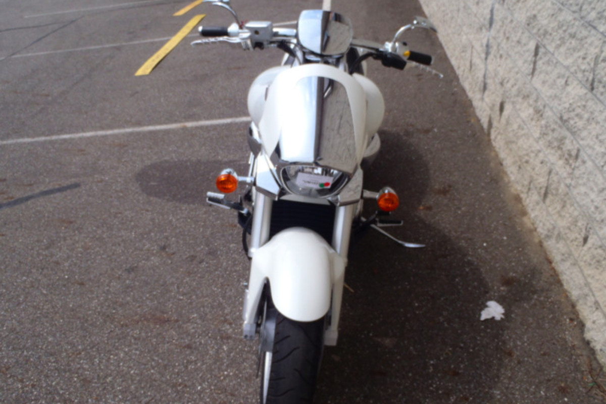 2007 SUZUKI M109R BOULEVARD, 4