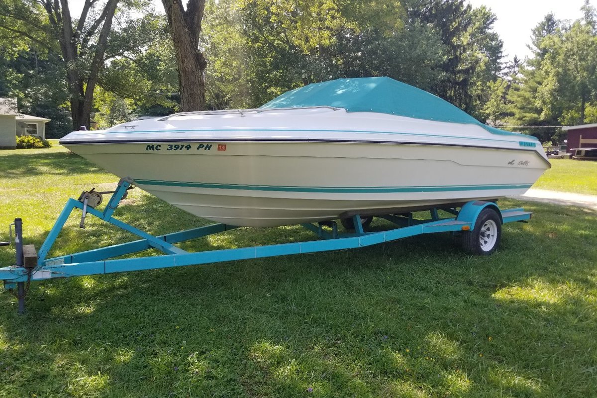 1989 Sea Ray Cuddie Cabin, 0