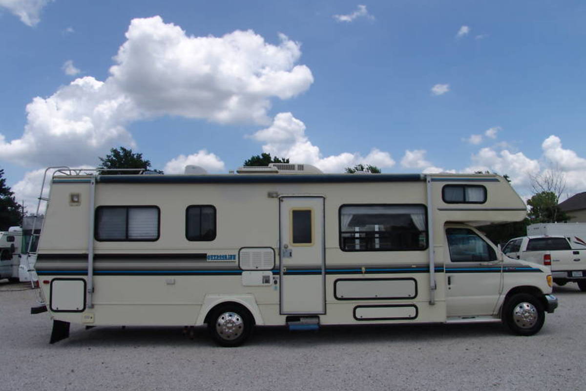 1993 OUTDOOR INN, 1