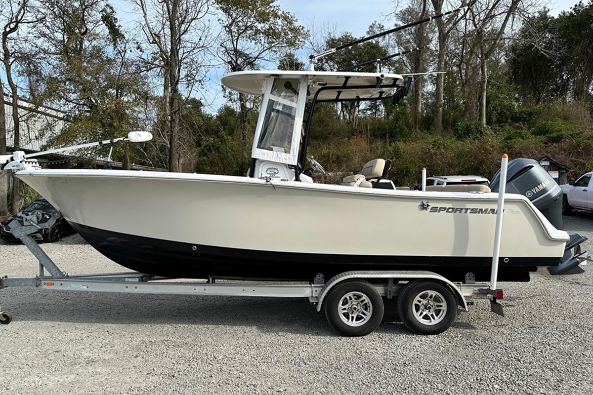 2019 Sportsman Boats Heritage 231, 0