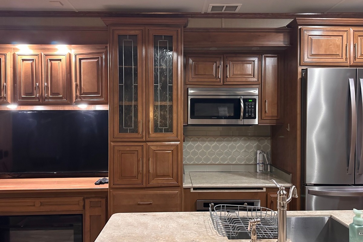 2018 DRV Mobile Suites 36rssb3, 12